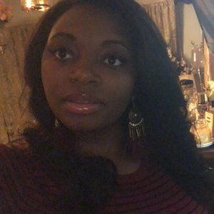 Meet your Posher, Jasmine